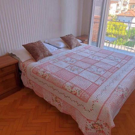 Cozy Room With Queen Bed 温馨双人大房间 Mestre Esterno foto
